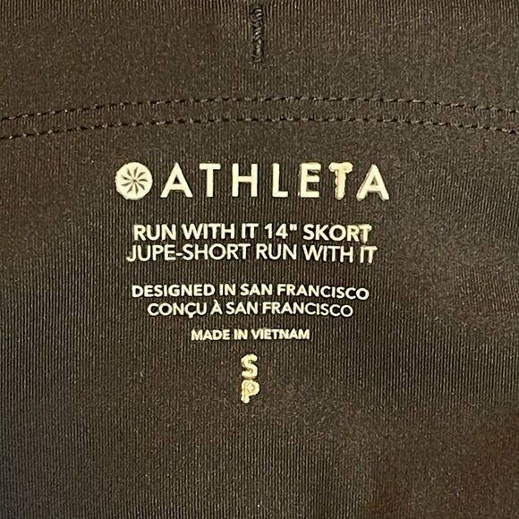Athleta Run With It 14" Skort Black Size S Small Pockets Skirt Shorts Running - Picture 7 of 8